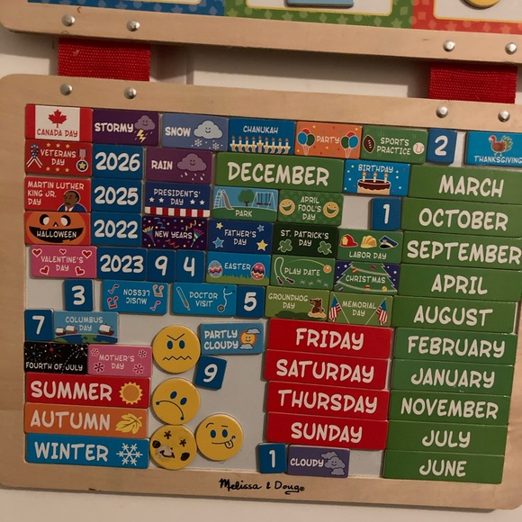 Melissa & Doug My First Daily Magnetic Calendar - Picture 4 of 5